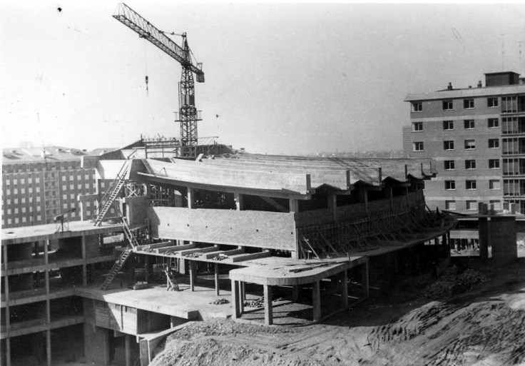 Construyendo la nueva Iglesia de San Francisquito.