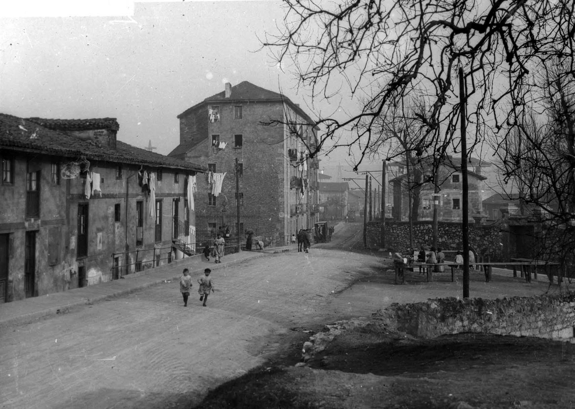 CALLE DE BOLUETA 1919