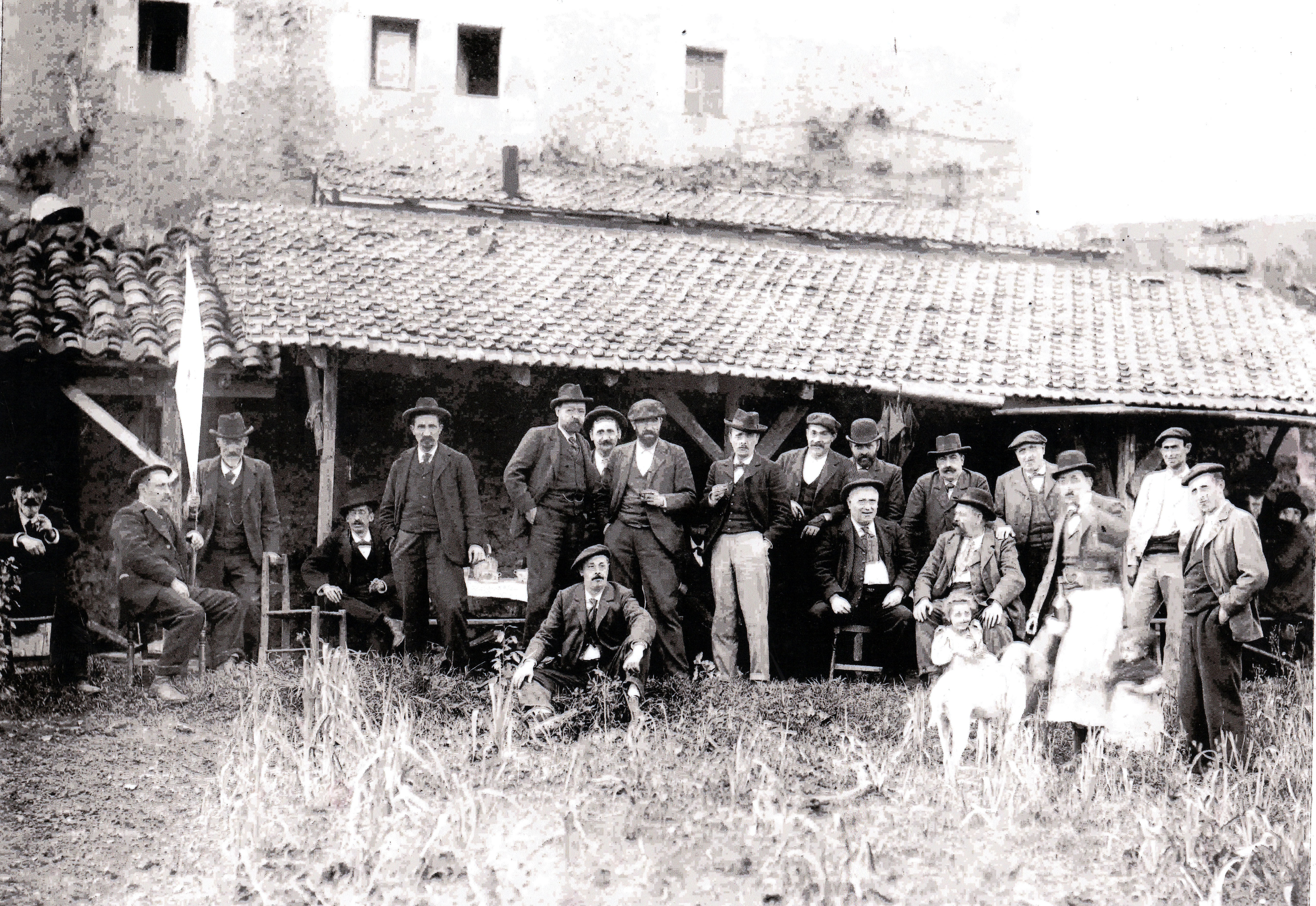 TXAKOLI EN EL CASERIO GARAIZAR DE TXURDINAGA
