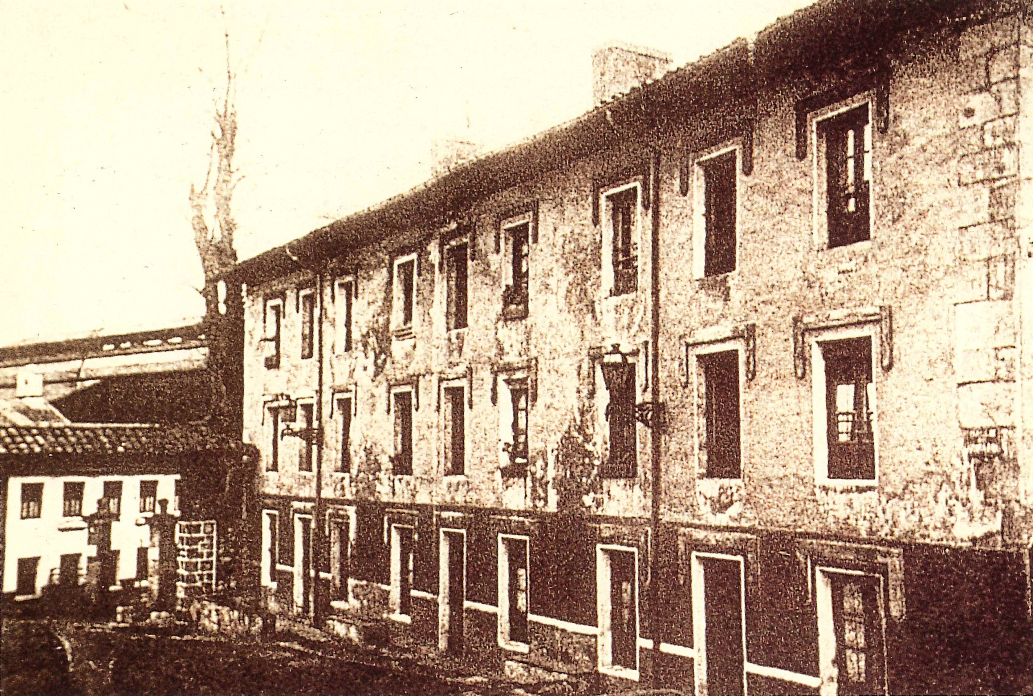 Vista posterior de la Fabricacoechea