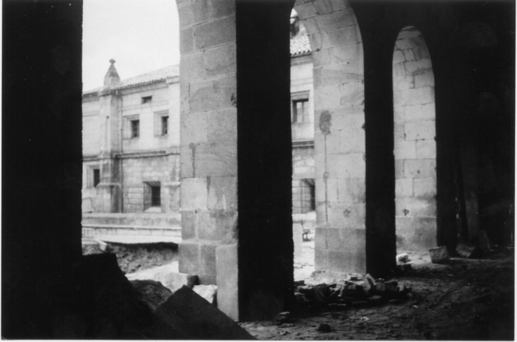 Desde los soportales del rebotillo