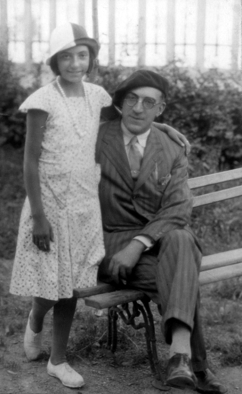Jesús Manzarbeitia y su hija Maritxu 1939 Chorizos La Maritxu