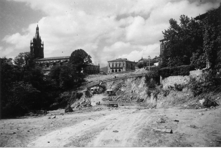 las máquinas han comenzado a excavar
