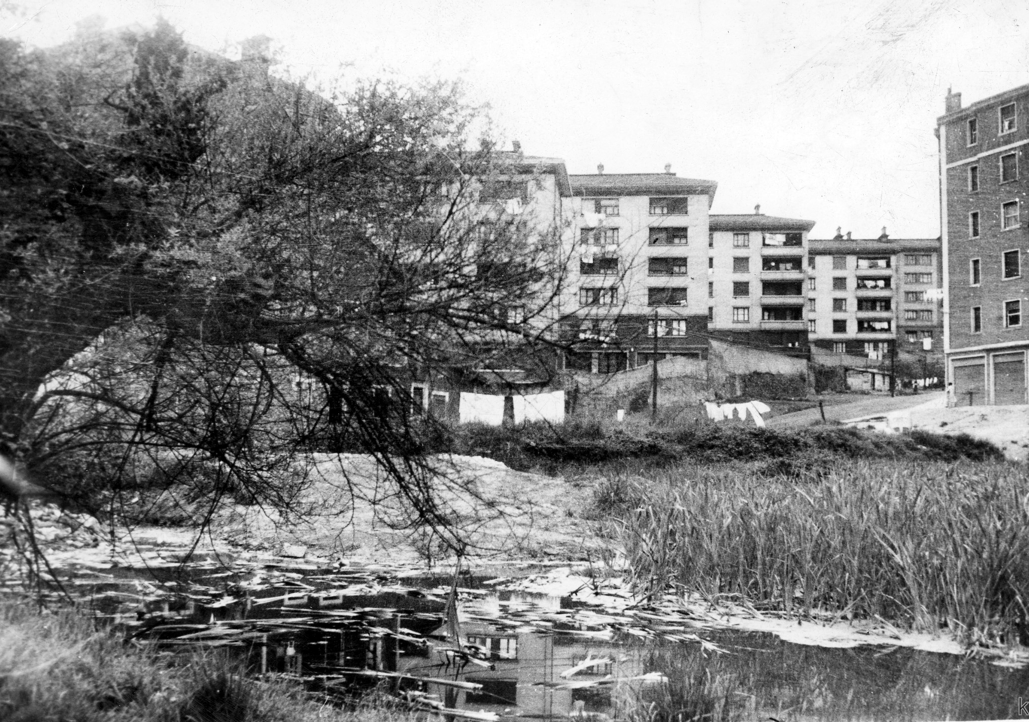 Barriada Párroco Unceta en el barrio de Santutxu de Bilbao. 1962-05