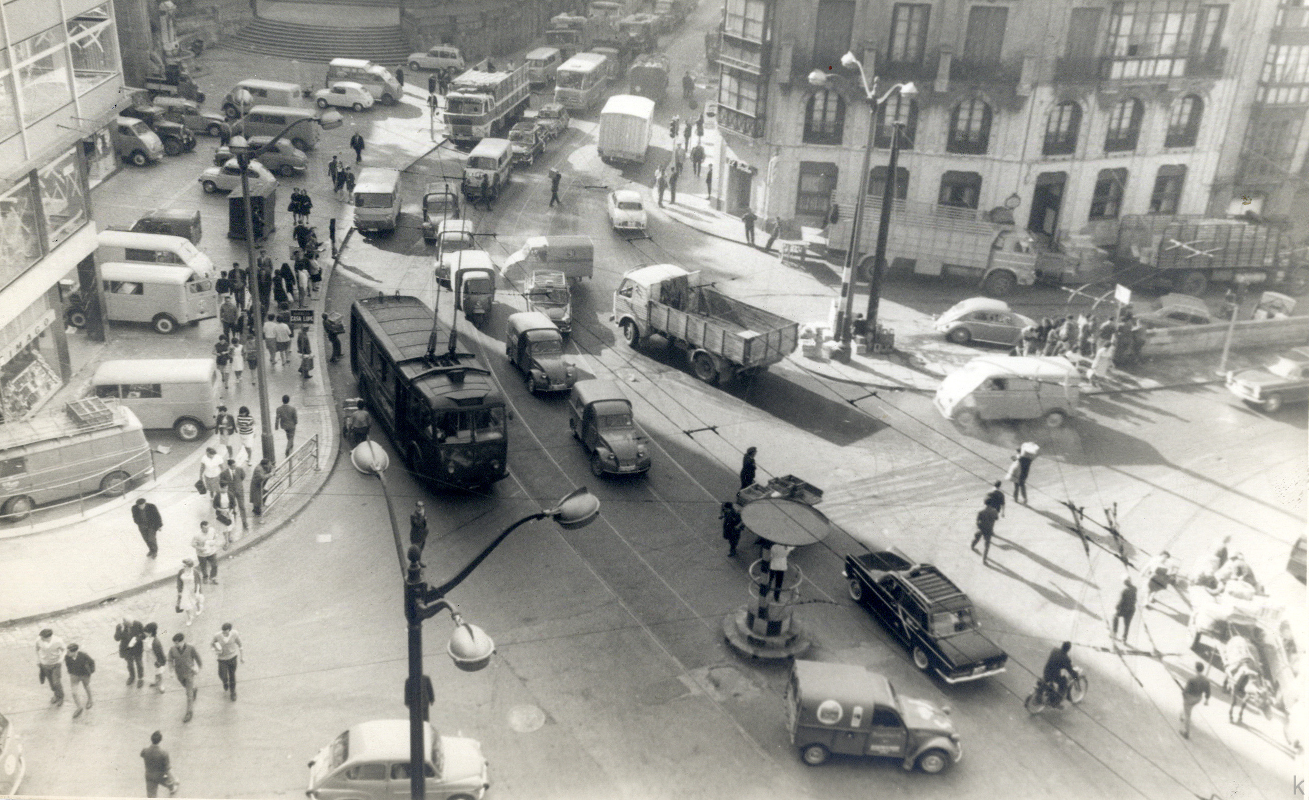 Reverso: Achuri, Casco Viejo, ca.1966