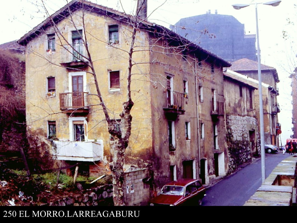 La imagen tiene un atributo ALT vacío; su nombre de archivo es otxar250d.jpg