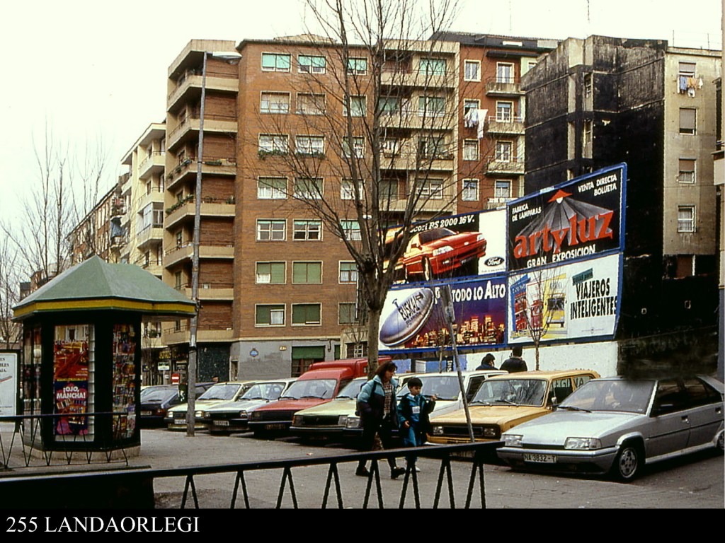 La imagen tiene un atributo ALT vacío; su nombre de archivo es otxar255b.jpg