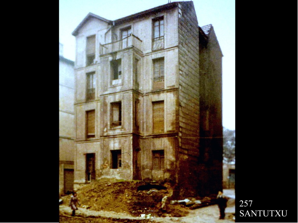 La imagen tiene un atributo ALT vacío; su nombre de archivo es otxar257a.jpg