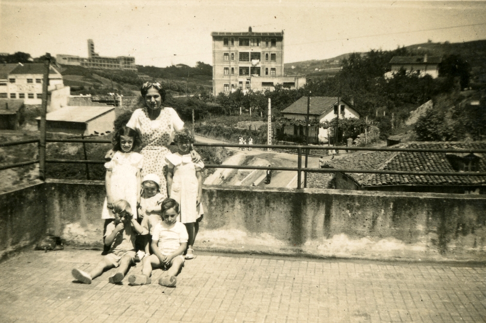 01_016141_F-000231-002 (2)