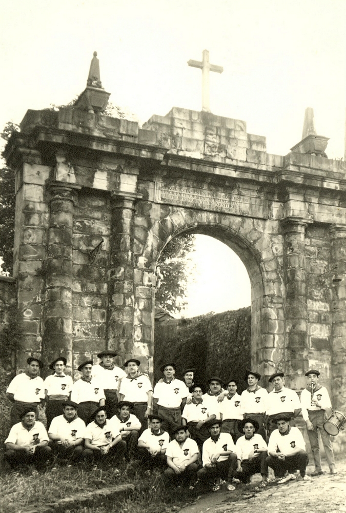 Los Txapelas en Mallona