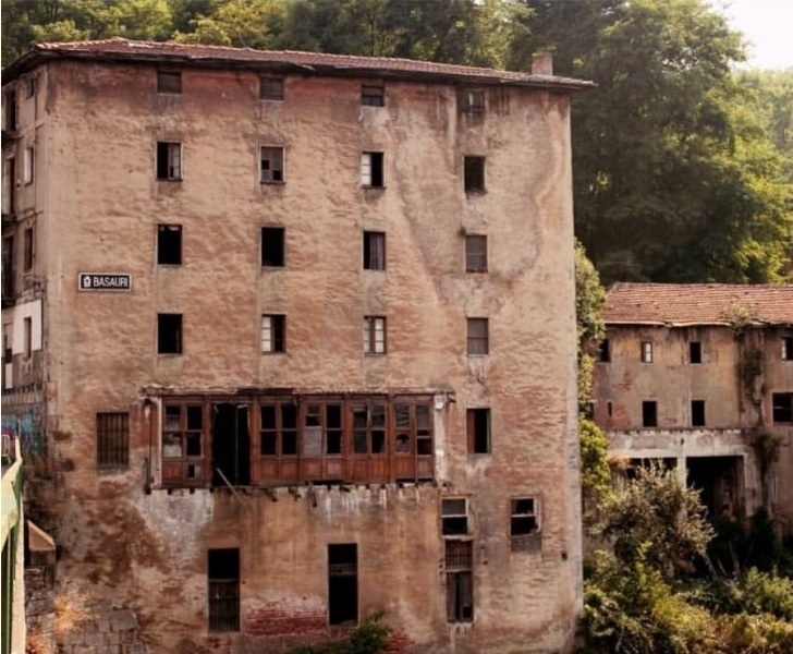 Pasando el puente de Bolueta hacia Basauri (2)