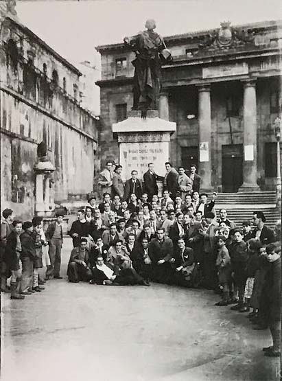 Atxuri. Foto German Elorza. Archivo histórico de Euskadi
