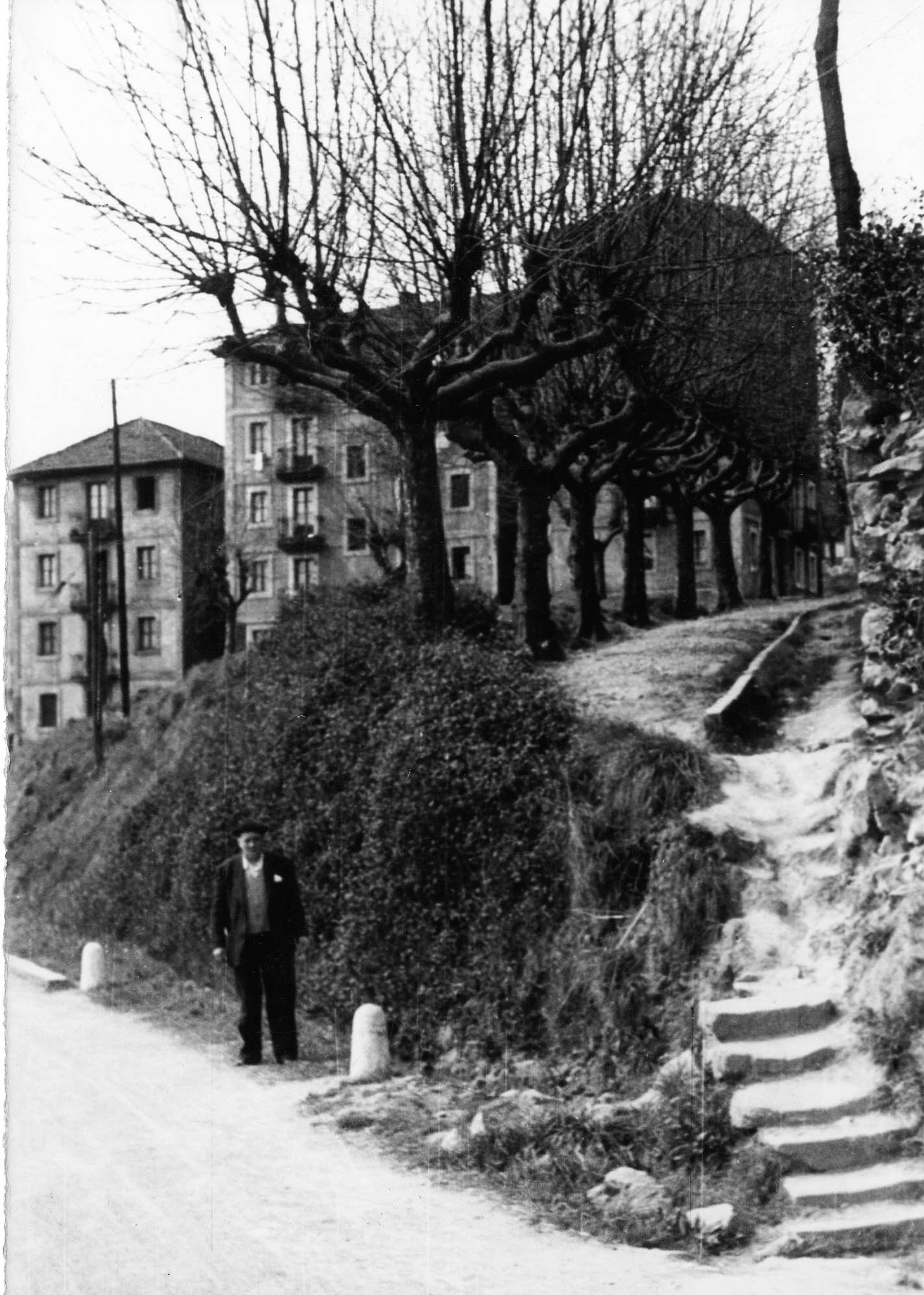 Avenida Miraflores 89 y 91, ca. decada 1970