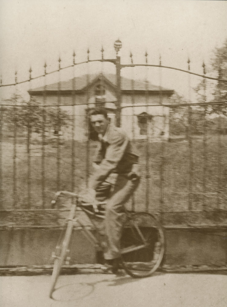 Caserío regentado por la familia Recalde y propiedad de D. Luis