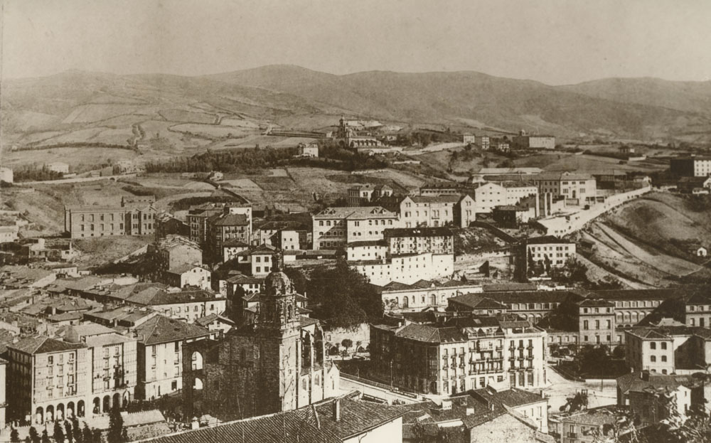 Vista general desde San Antón hasta Archanda. Entre otras mucha