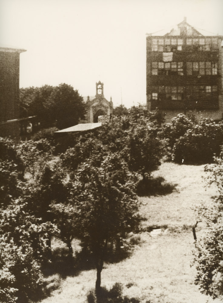 Parte zaguera de la casa de los miradores y ermita de San Franci