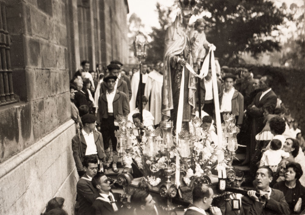 Ignoro si en la historia del Carmelo figura la fecha que indique