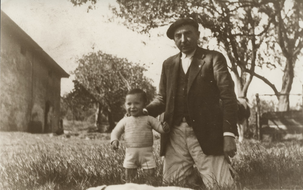 Guardia municipal de Betolaza "El Chiva"