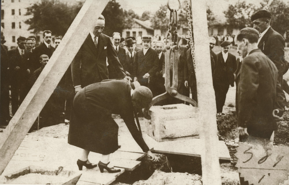Colocación de la primera piedra en la Unión Begoñesa
