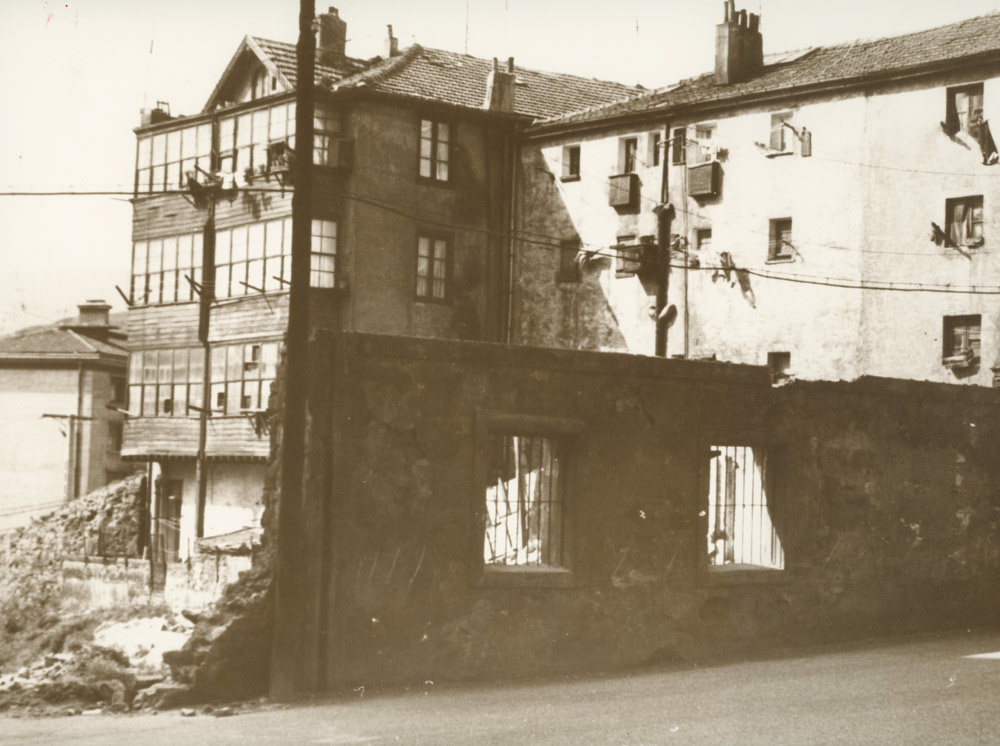 Restos de lo que fue vivienda de Pacheco y Garay con patios de l